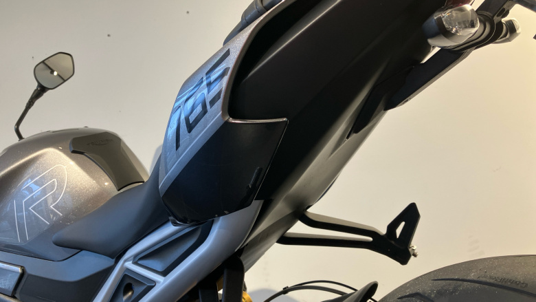 Triumph Street Triple R (23MY)